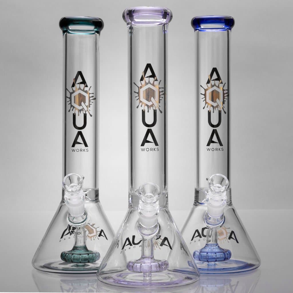 AQUA Works - Mini Shower Puck Bong