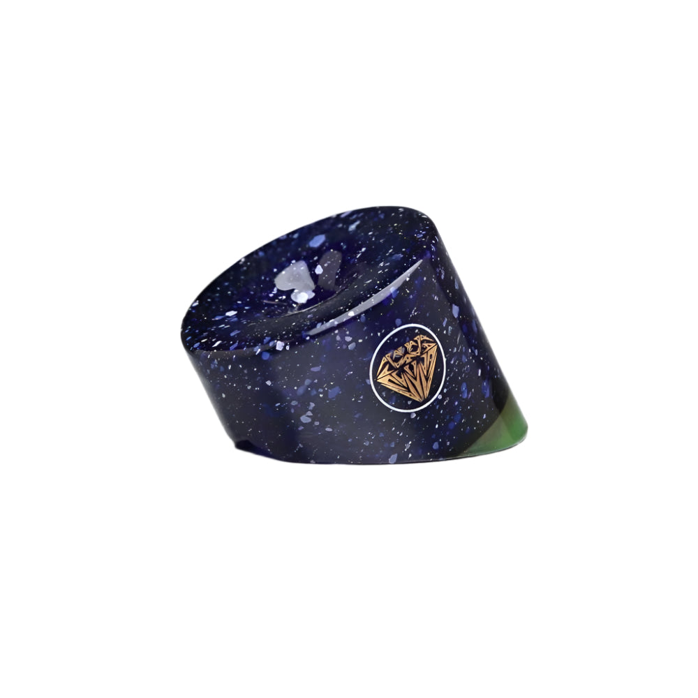 Deals on Bongs, Dab Rigs and Smoking Accessories