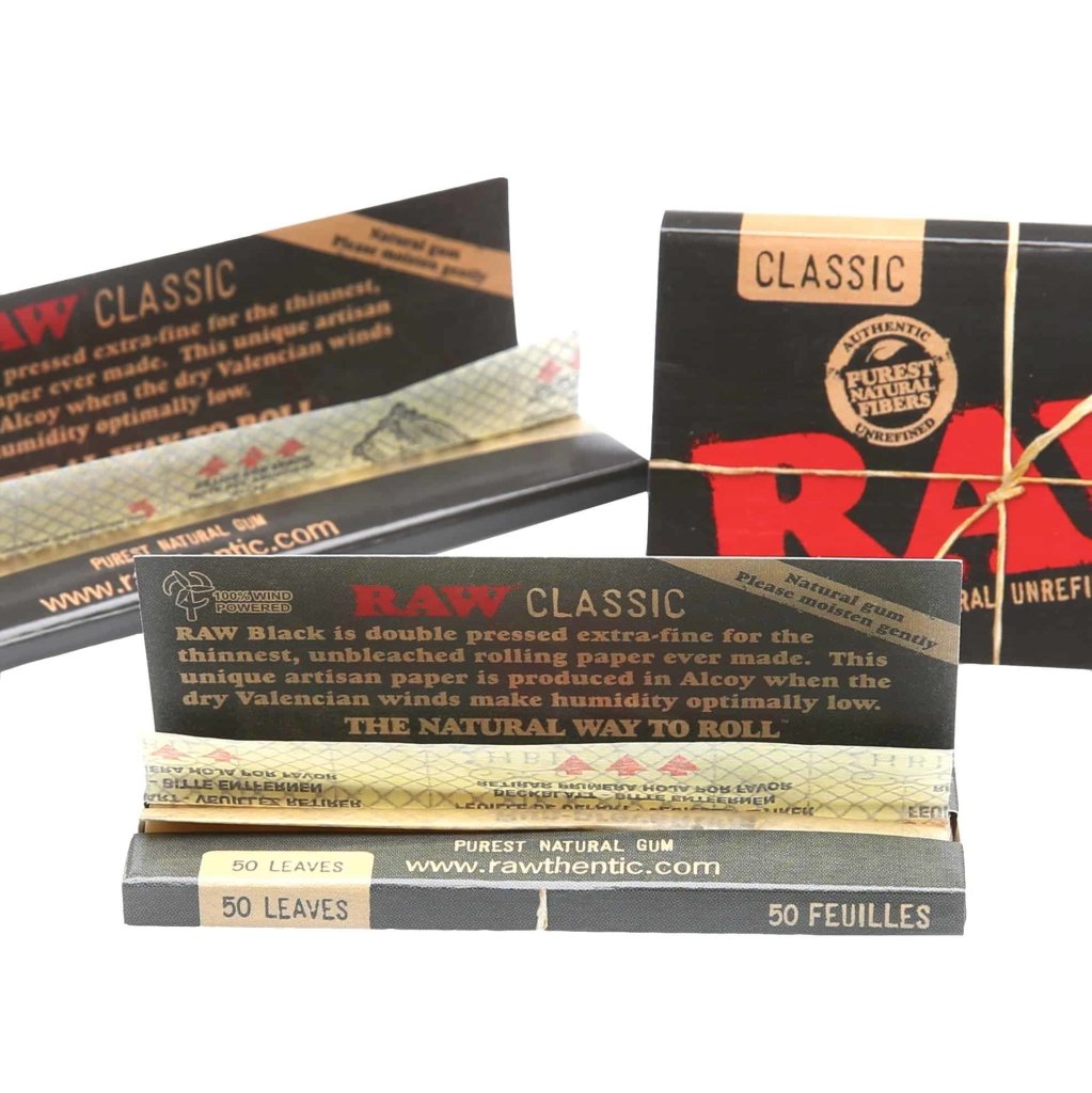 RAW - Black Classic Rolling Papers - Aqua Lab Technologies