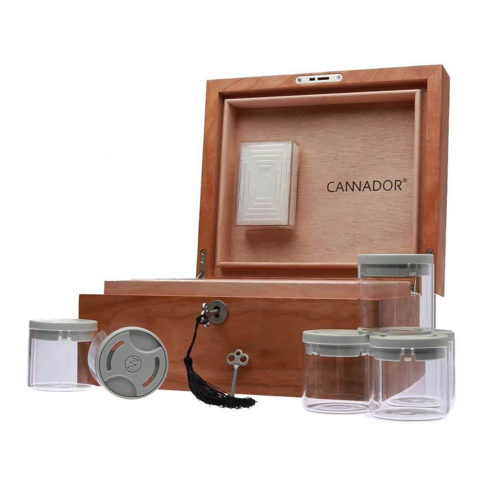 Cannador - 6 Strain Cannabis Humidor