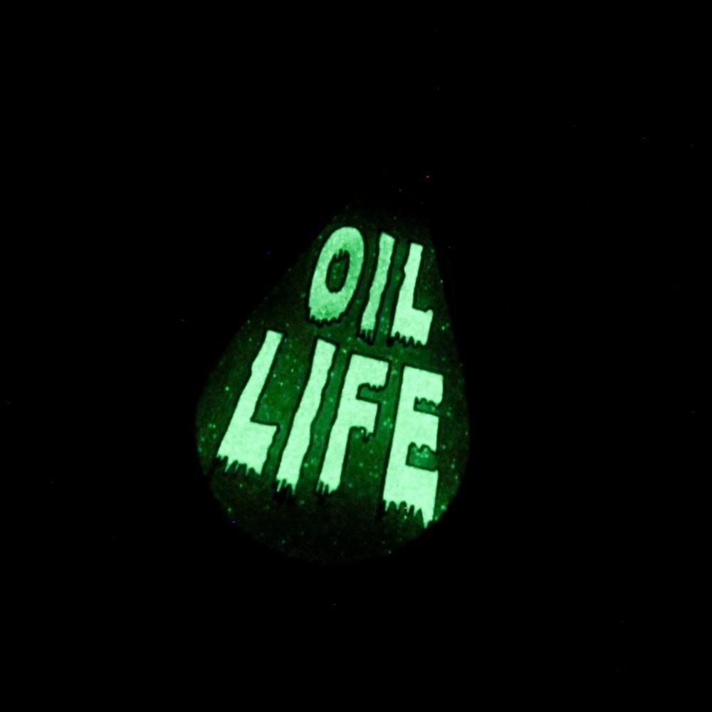 Oil Life - Glow in Dark Heady Hat Pin - Aqua Lab Technologies